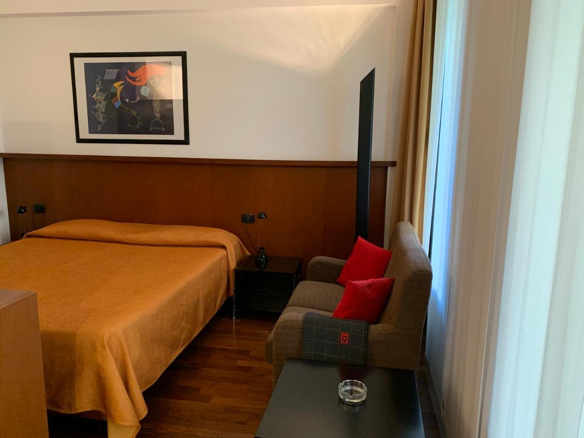 Residence Le Corti Milánó Kültér fotó